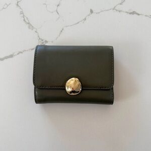 Madewell Sculpted Metal Trifold Wallet (Olive)